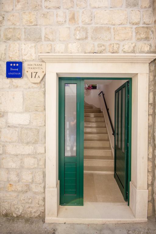 Apartment Niko Kastel Stari Kastela Oda fotoğraf